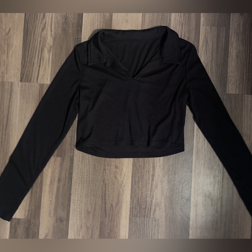 Collared Crop Longsleeve